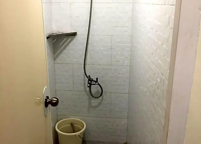 Snoozeph Hostel Manila