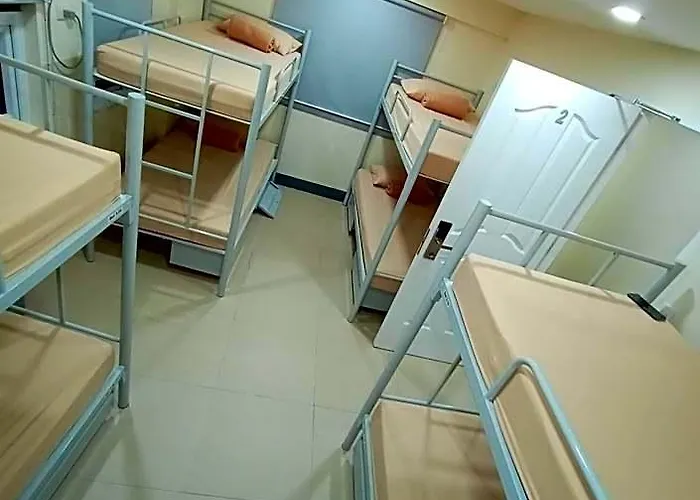 Hostel Snoozeph Manila